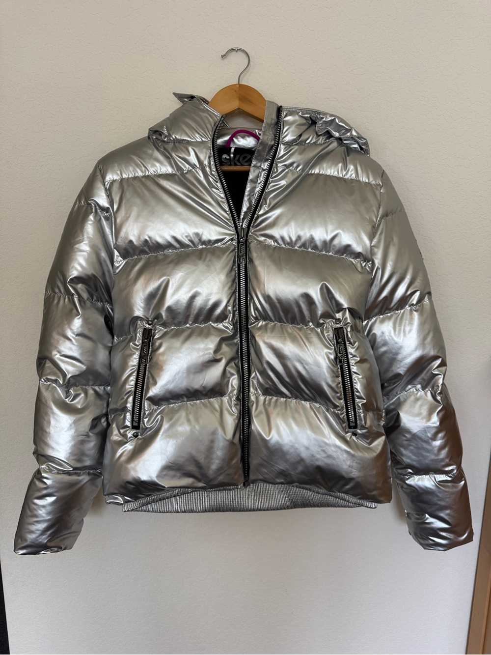 NWOT SKEA Metallic Silver Hooded Puffer Ski Jacket